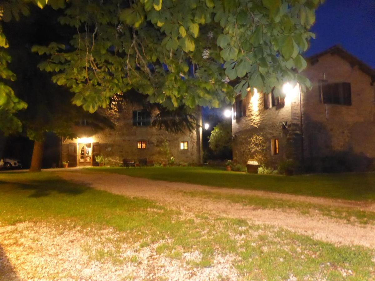 Country House La Casa Paterna Monte Santa Maria Tiberina Exterior photo